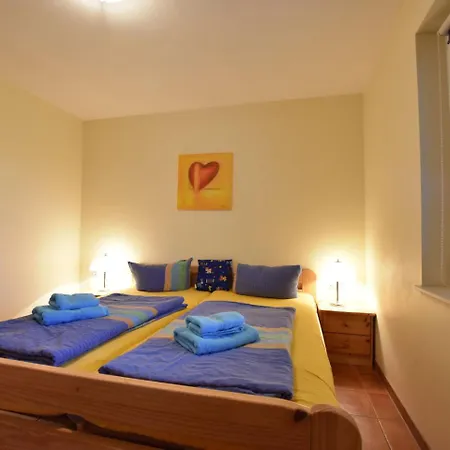 Exklusiver Mit Terrasse In